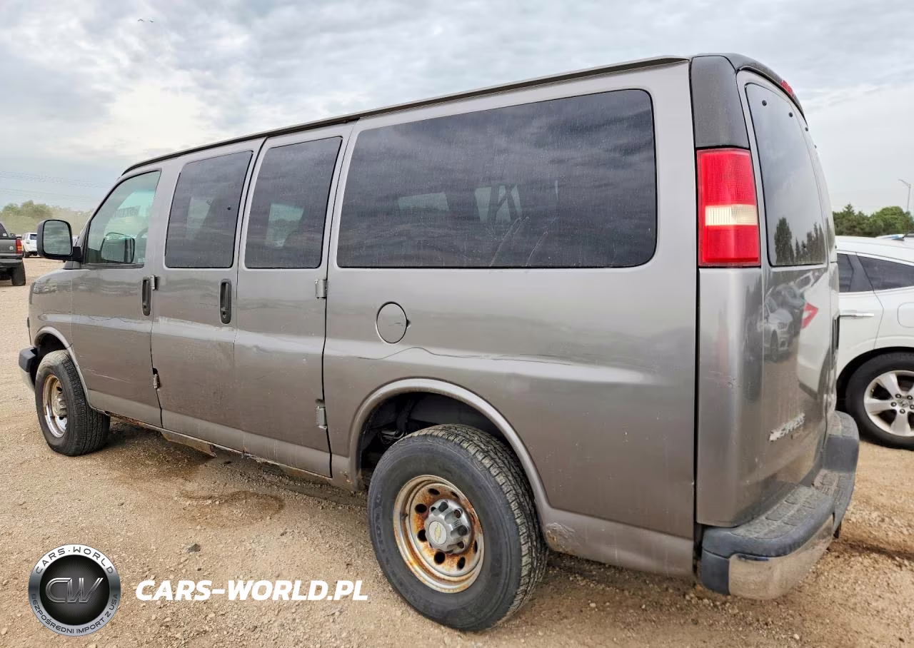 2007 Chevrolet Express 3500 VIN:1GAHG35U971111543 - 2