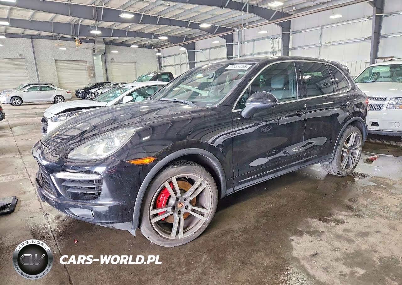 2014 Porsche Cayenne Turbo