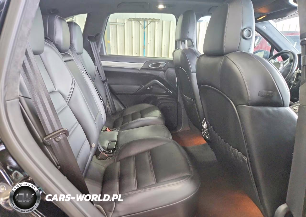 2014 Porsche Cayenne Turbo VIN:WP1AC2A20ELA80007 - 10