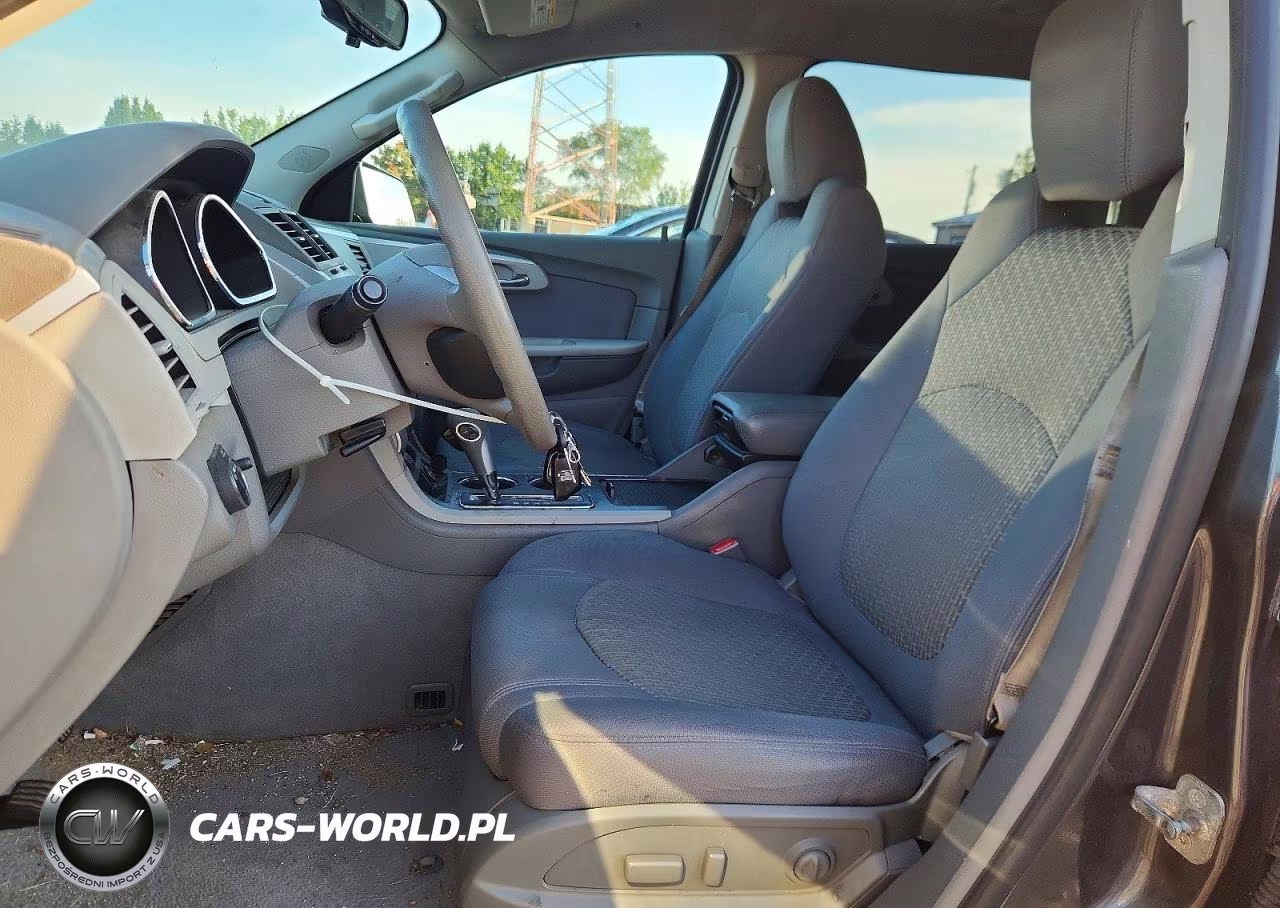 2012 Chevrolet Traverse Ls VIN:1GNKVEED0CJ390851 - 7