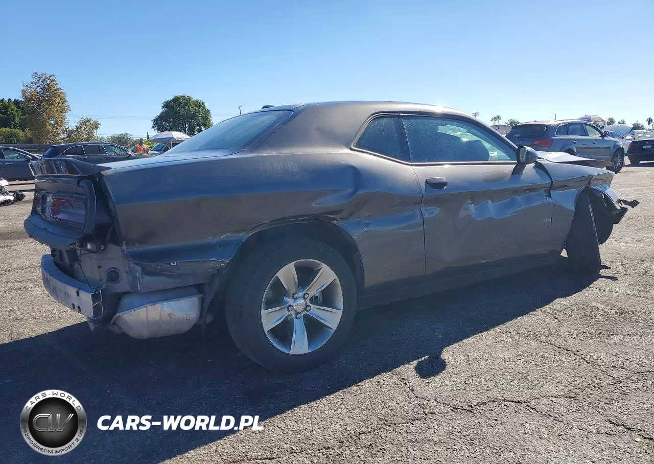 2022 Dodge Challenger Sxt VIN:2C3CDZAG0NH223678 - 3