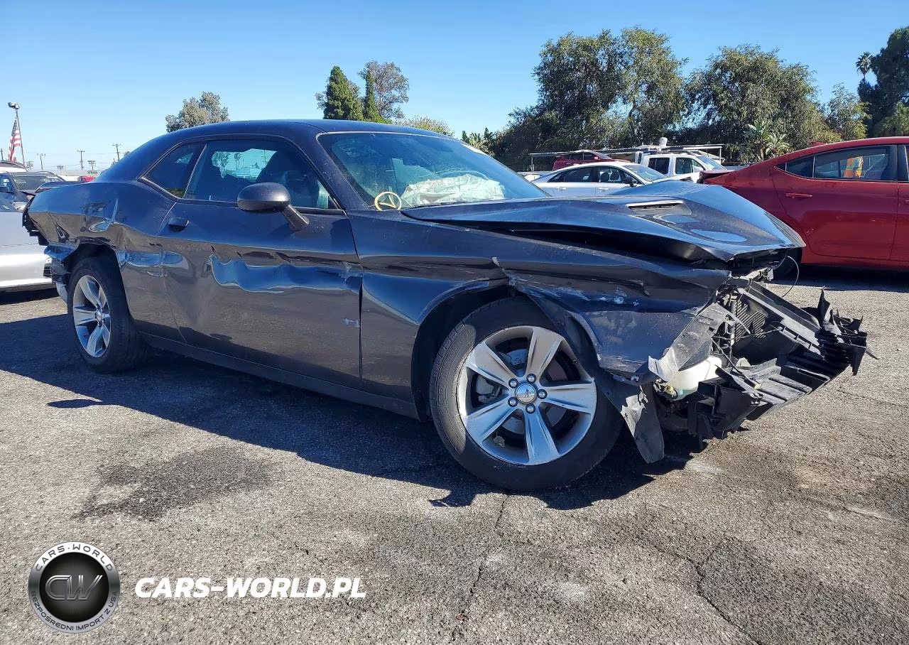 2022 Dodge Challenger Sxt VIN:2C3CDZAG0NH223678 - 4
