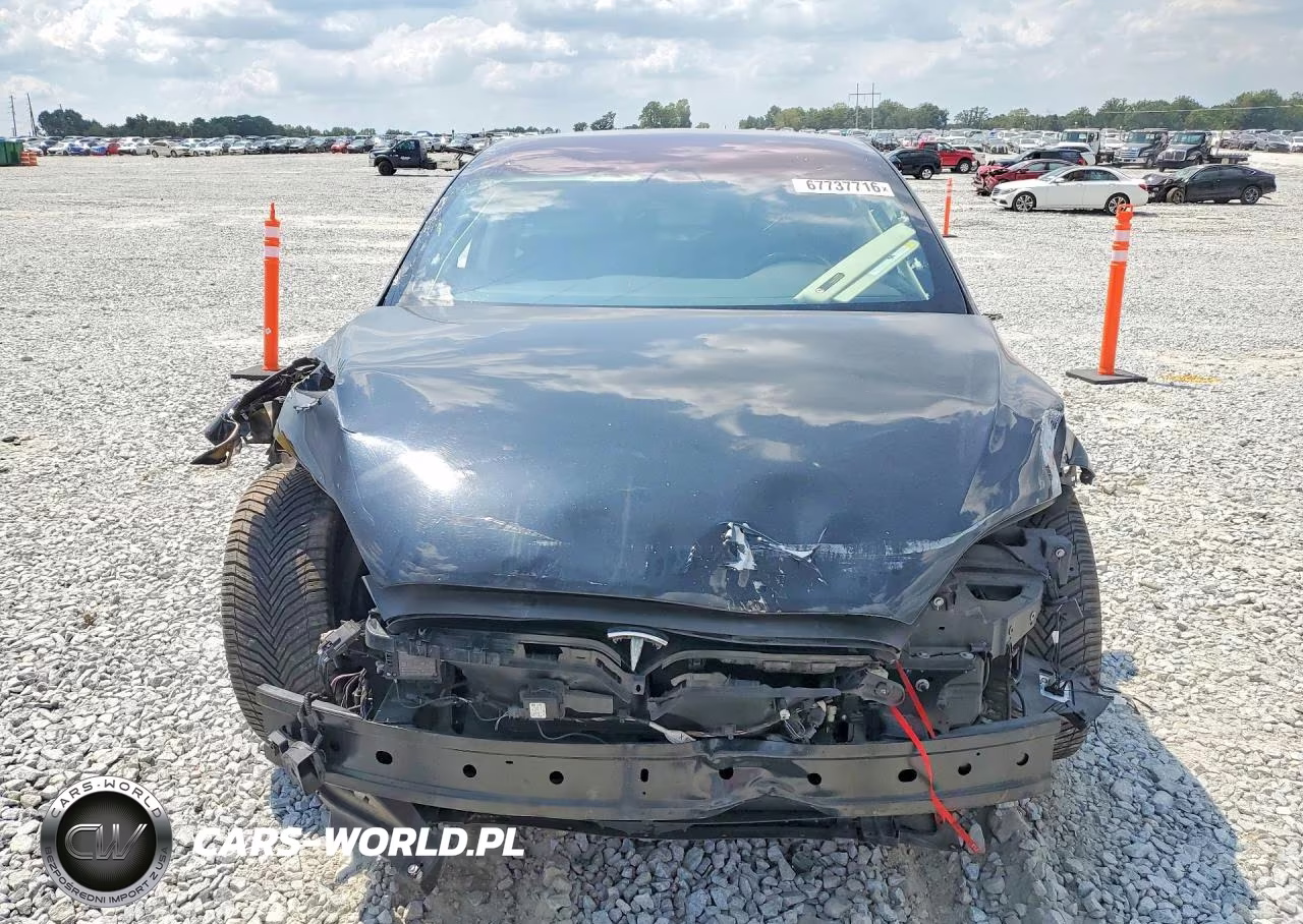 2018 Tesla Model X VIN:5YJXCBE21JF127144 - 5