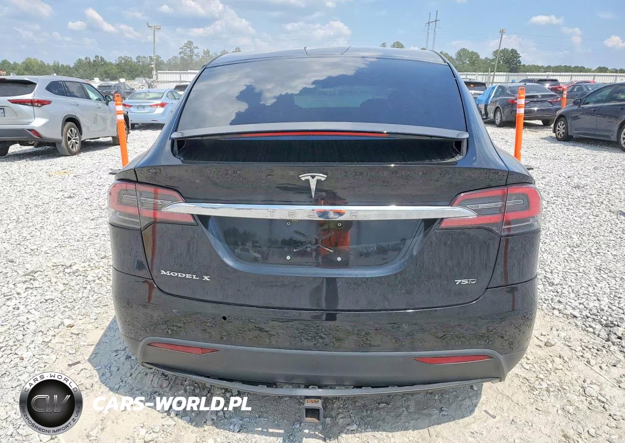 2018 Tesla Model X VIN:5YJXCBE21JF127144 - 6