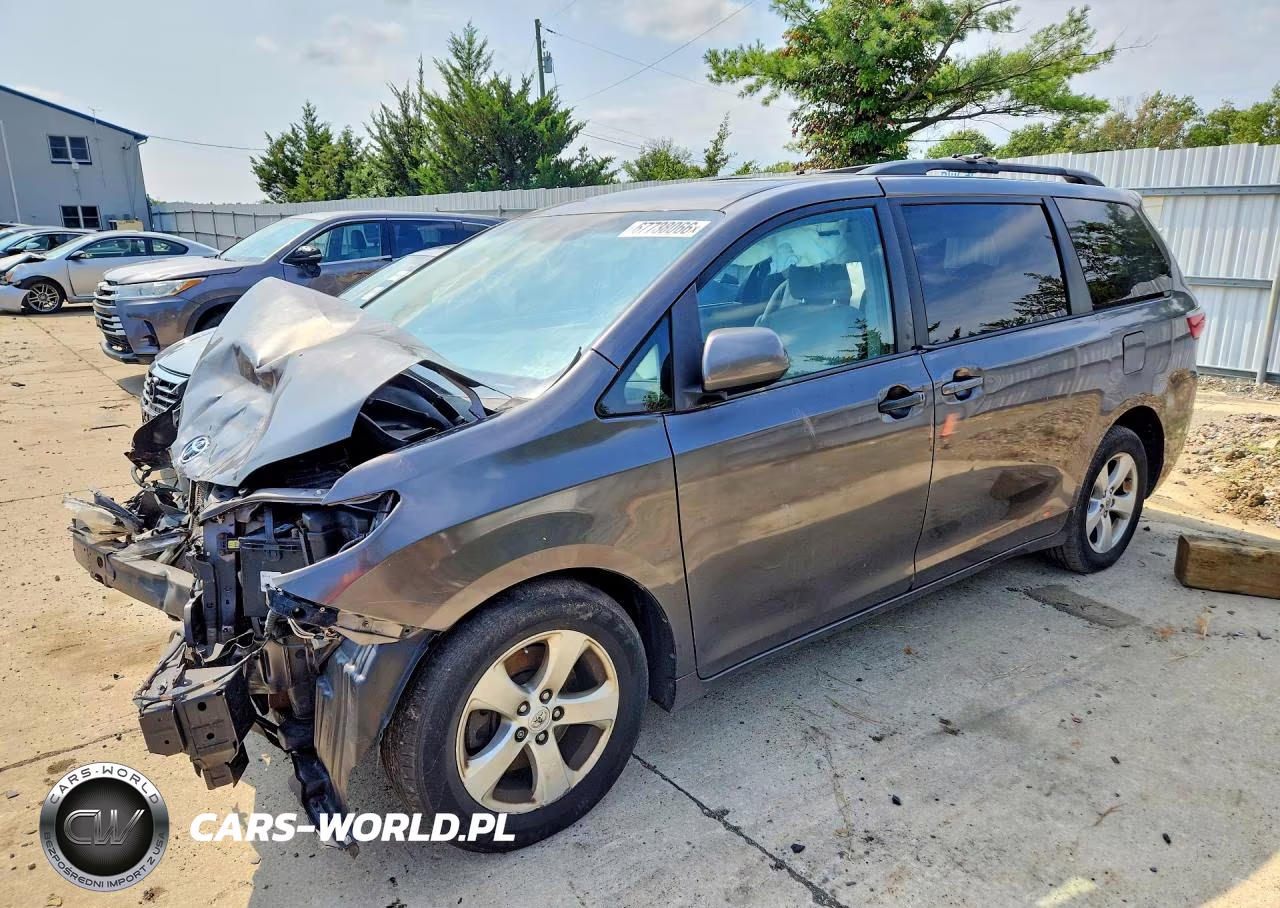 2015 Toyota Sienna Le VIN:5TDKK3DC6FS650594 - 1