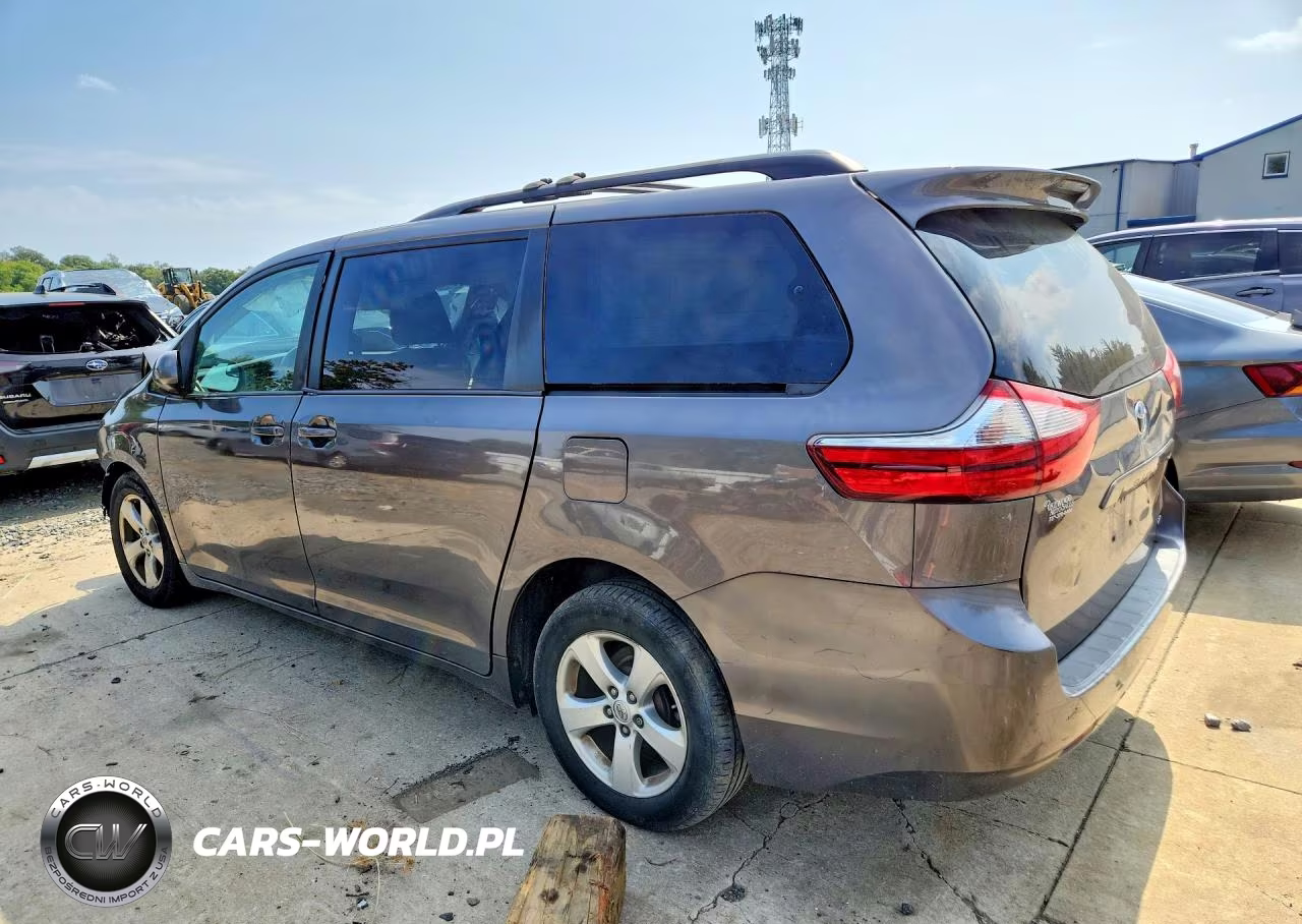 2015 Toyota Sienna Le VIN:5TDKK3DC6FS650594 - 2