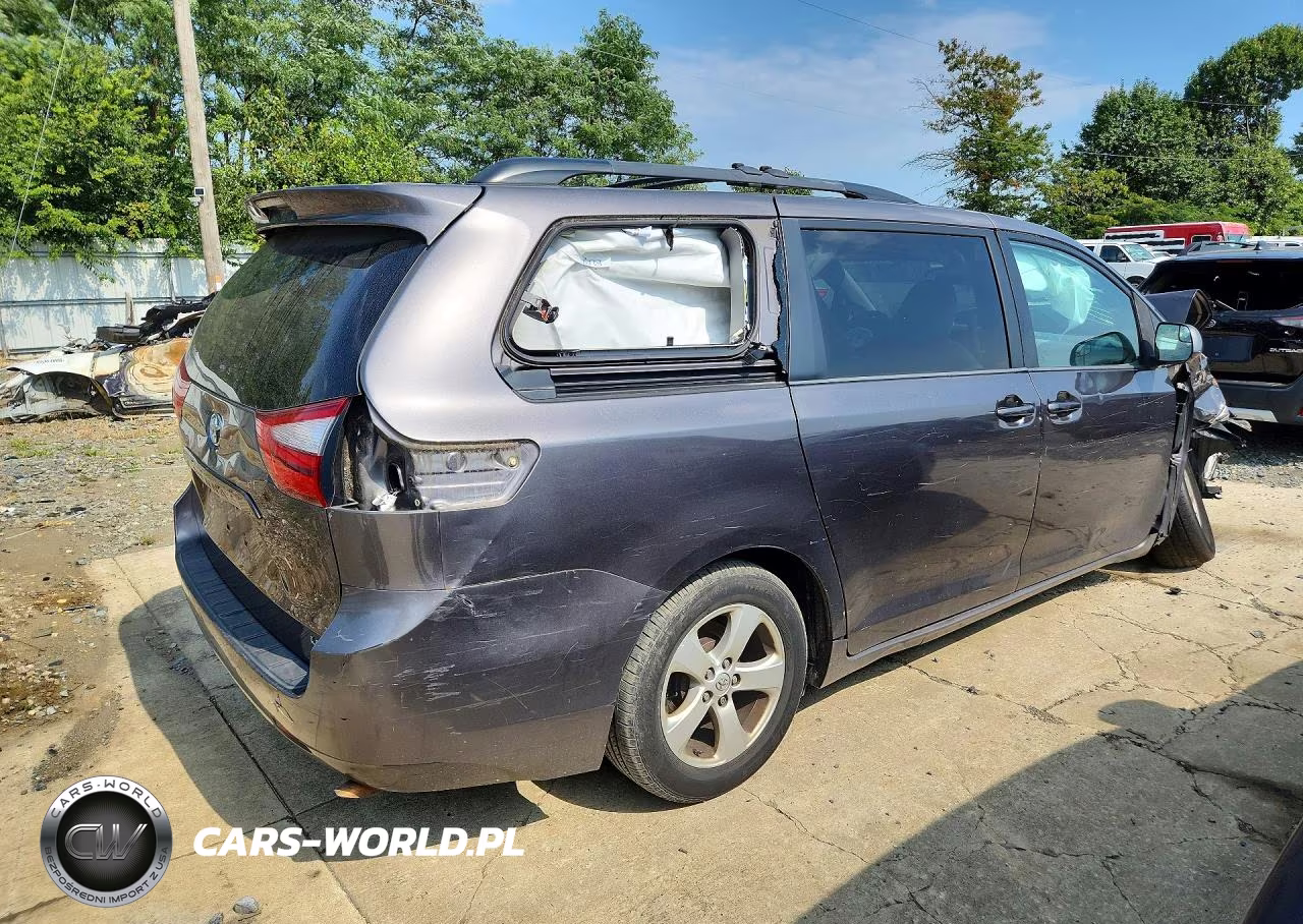2015 Toyota Sienna Le VIN:5TDKK3DC6FS650594 - 3