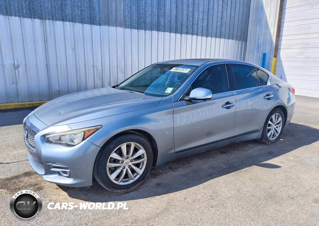 2015 Infiniti Q50 Premium