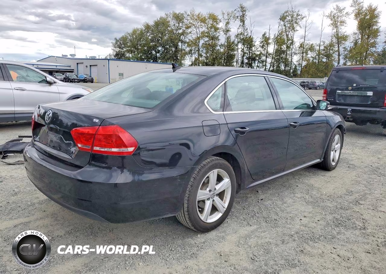 2013 Volkswagen Passat Se VIN:1VWBP7A30DC013354 - 3
