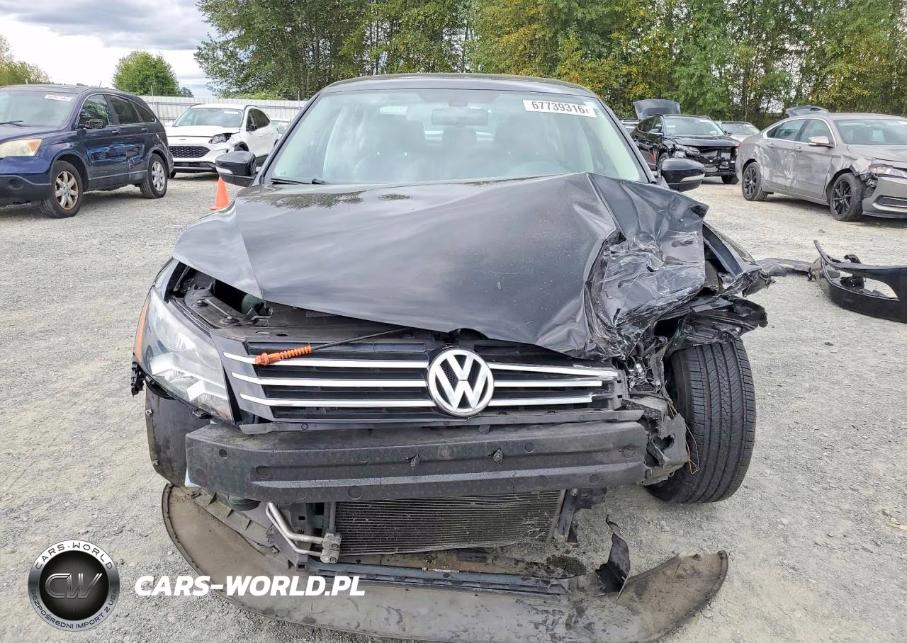 2013 Volkswagen Passat Se VIN:1VWBP7A30DC013354 - 5