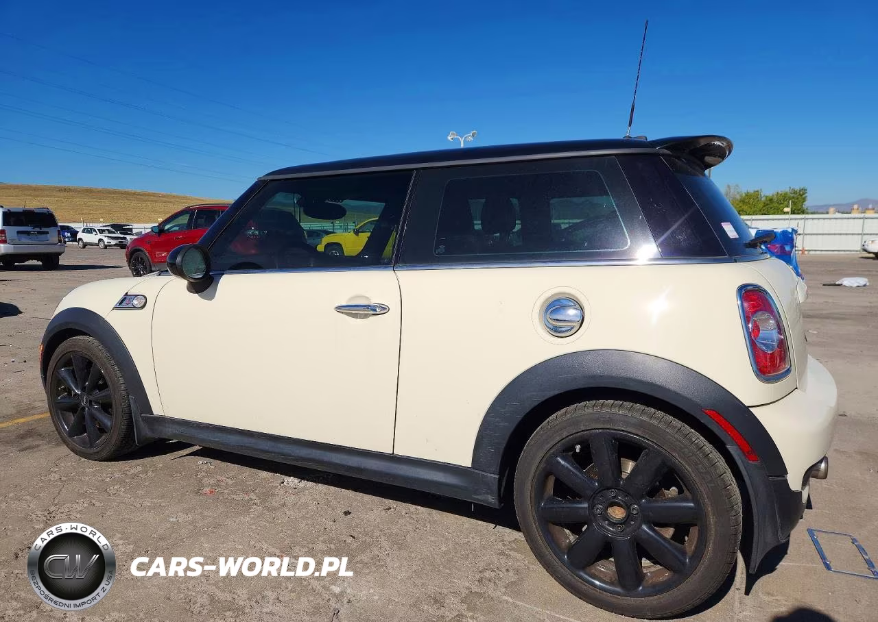 2013 Mini Cooper S VIN:WMWSV3C52DT394492 - 2