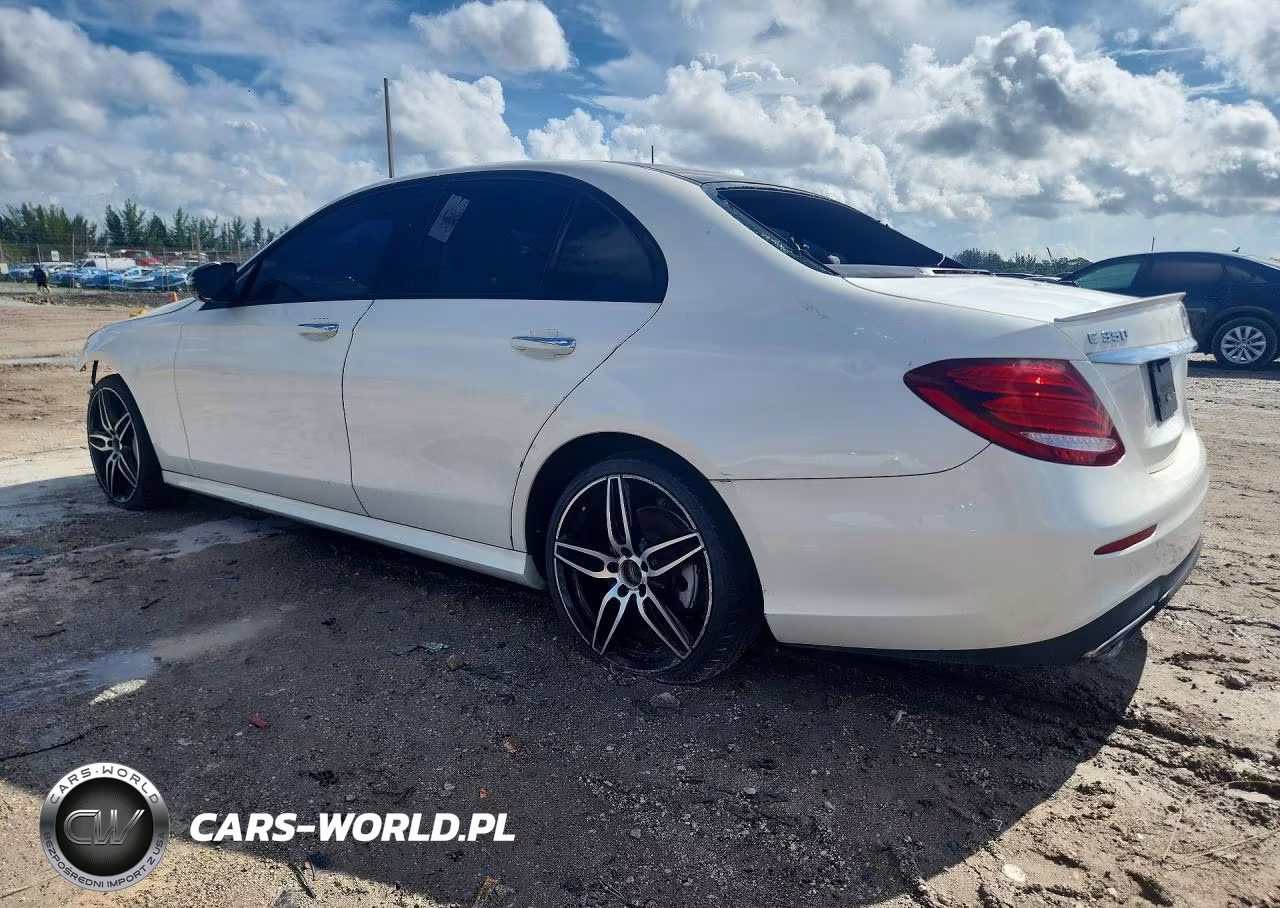 2020 Mercedes-Benz E 350 VIN:WDDZF8DB2LA700784 - 2