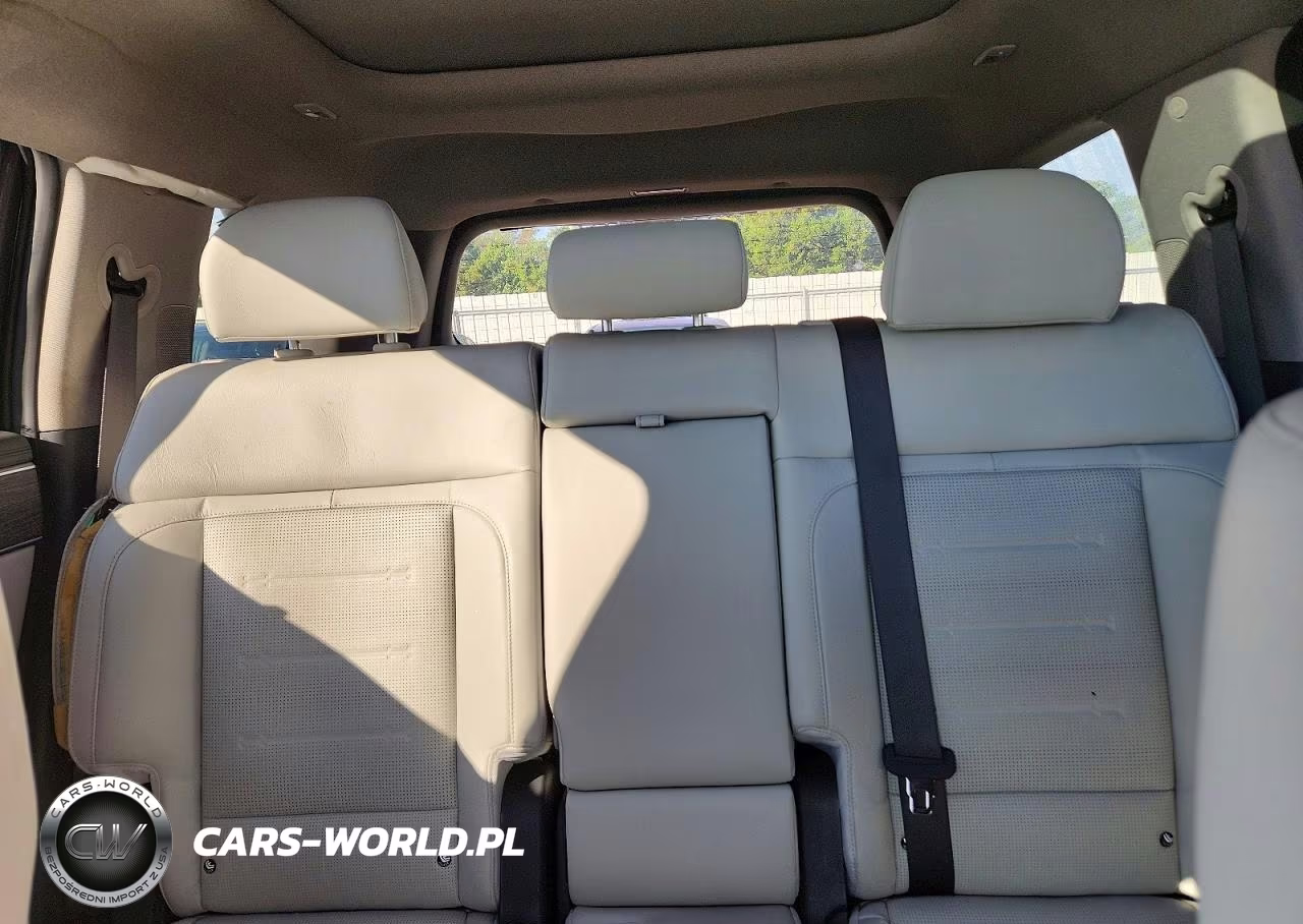 2024 Hyundai Santa Fe Limited VIN:5NMP44GL5RH016704 - 10