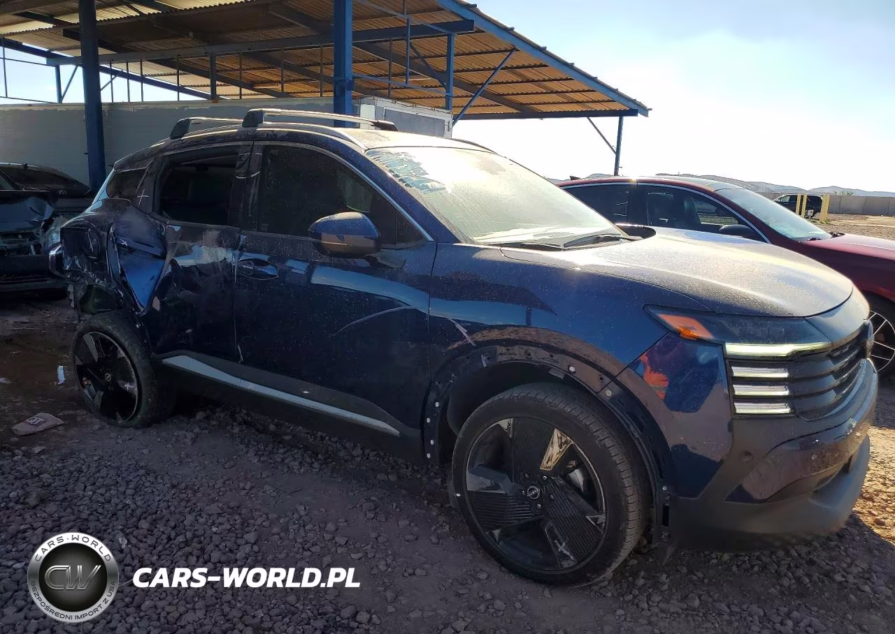 2025 Nissan Kicks Sr VIN:3N8AP6DA8SL404518 - 4