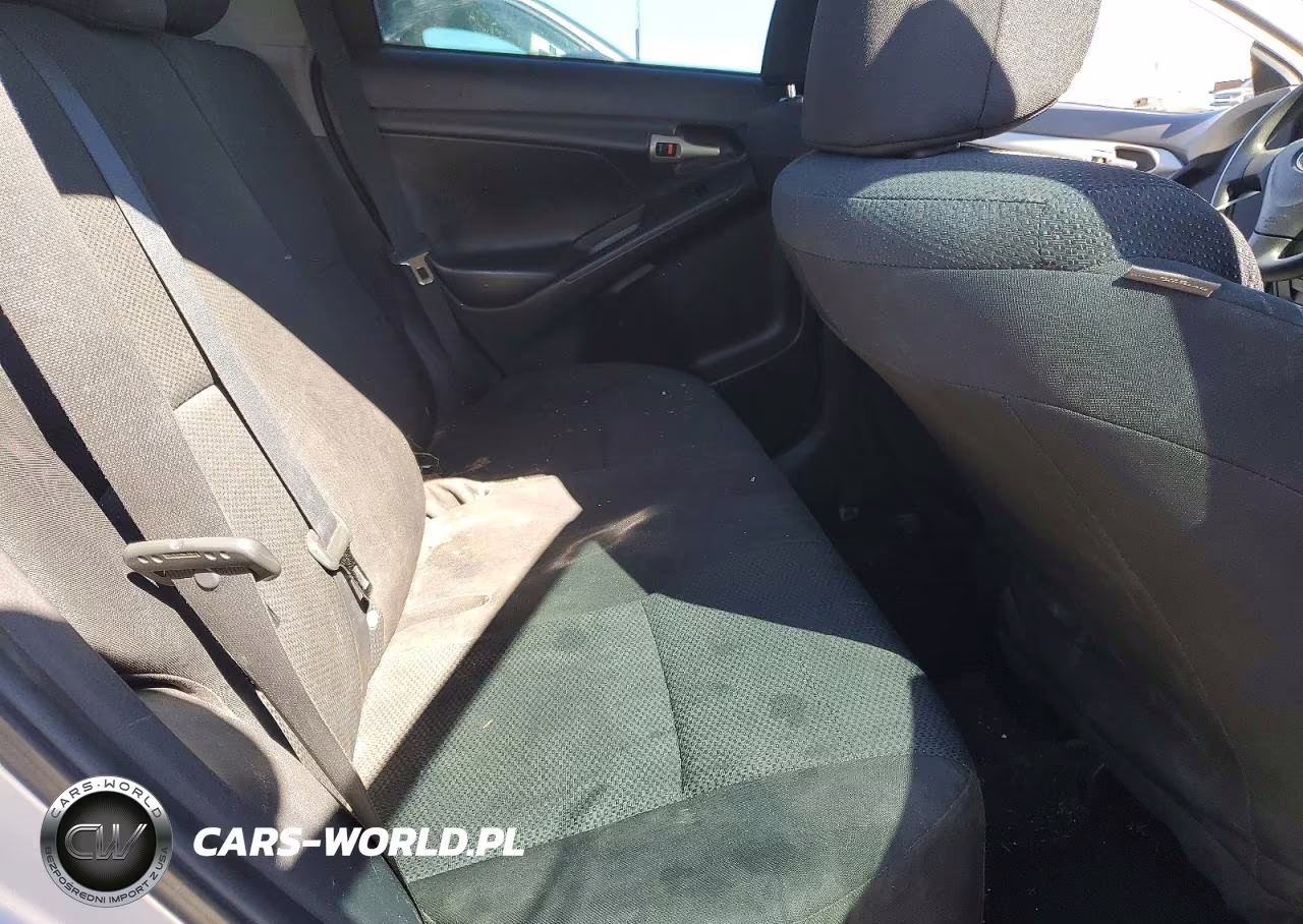 2010 Toyota Matrix Base VIN:2T1KU4EE5AC191060 - 10