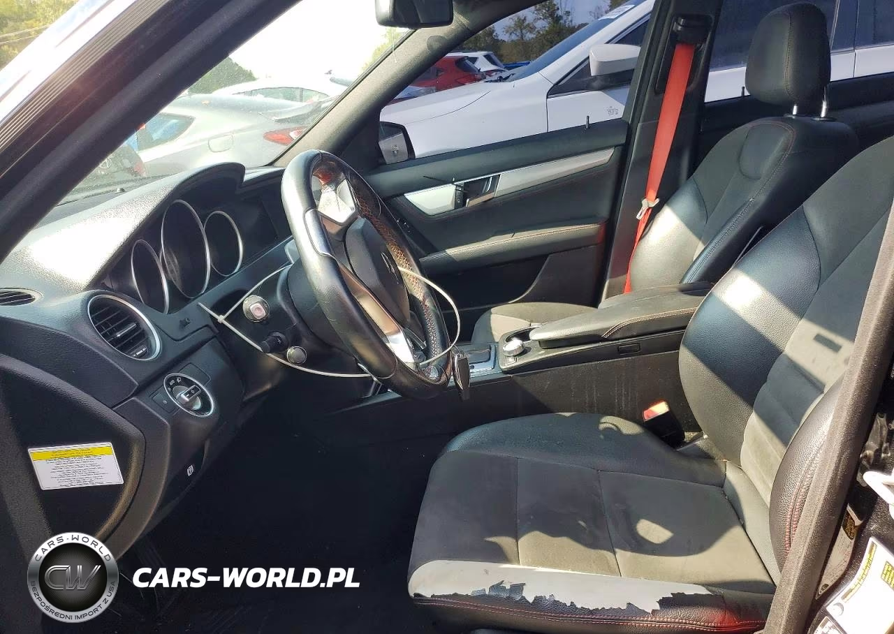 2014 Mercedes-Benz C 300 4Matic VIN:WDDGF8AB1EG160355 - 7