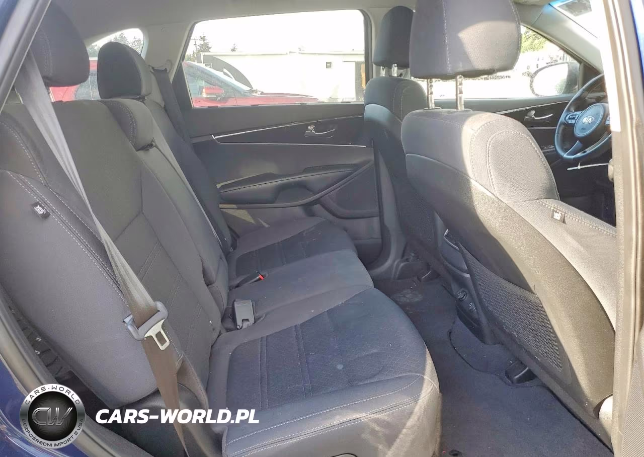 2018 Kia Sorento Lx VIN:5XYPG4A37JG352269 - 11