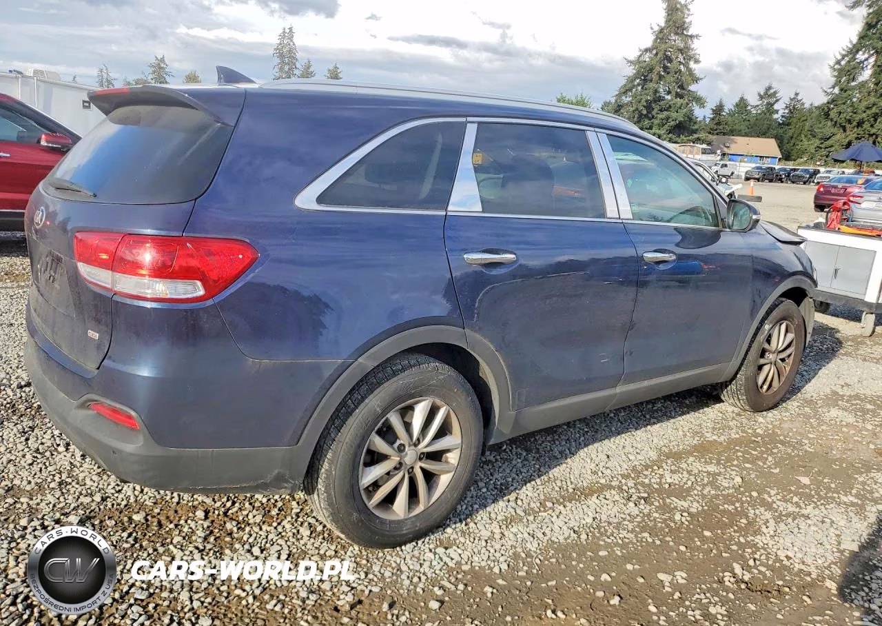 2018 Kia Sorento Lx VIN:5XYPG4A37JG352269 - 3