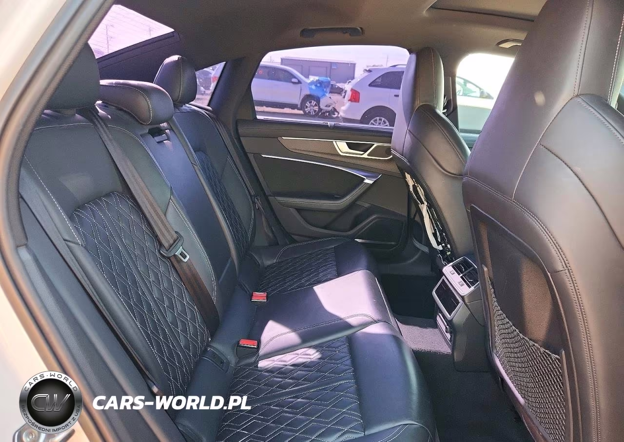 2021 Audi S6 Prestige VIN:WAUFFBF25MN028184 - 10