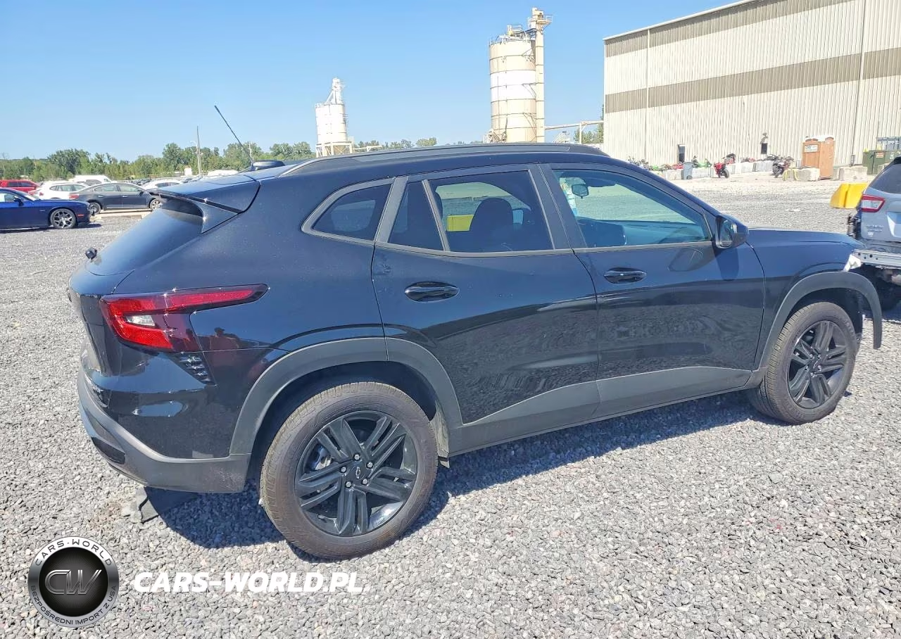 2026 Chevrolet Trax Activ VIN:KL77LKEP7TC056086 - 3