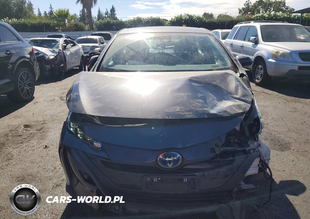 2021 Toyota Prius Prime Xle VIN:JTDKAMFPXM3165575 - 5