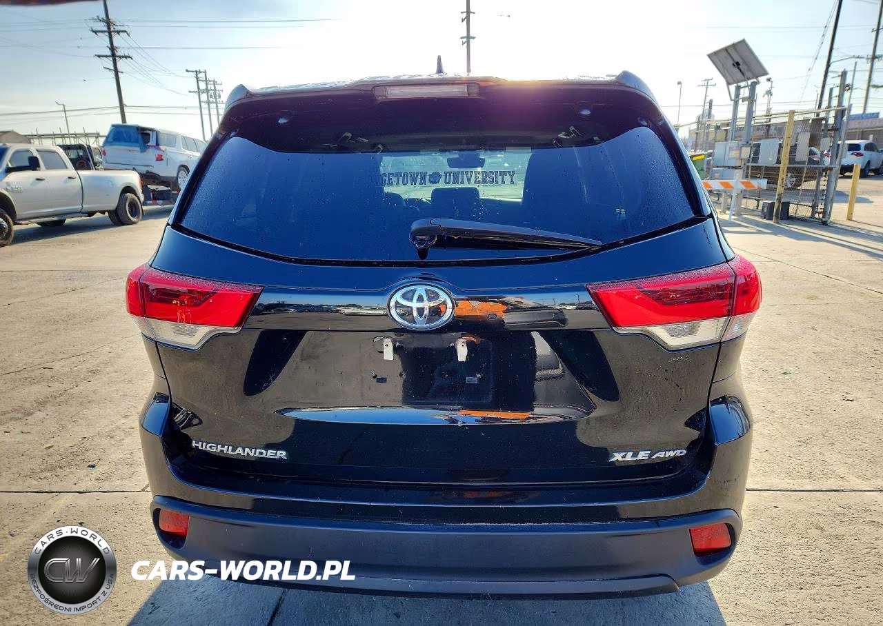 2018 Toyota Highlander Xle VIN:5TDJZRFH4JS843967 - 6