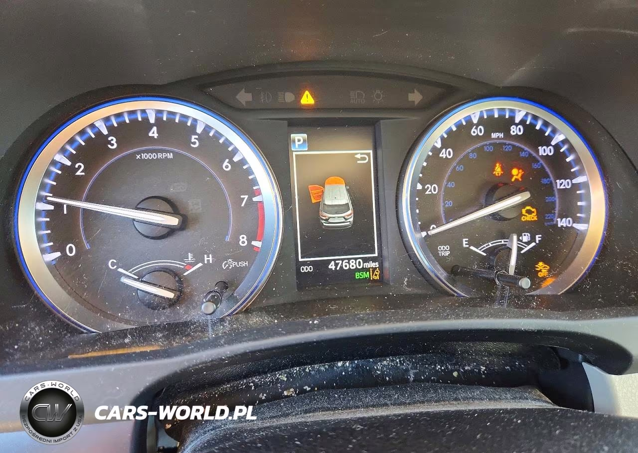 2018 Toyota Highlander Xle VIN:5TDJZRFH4JS843967 - 9