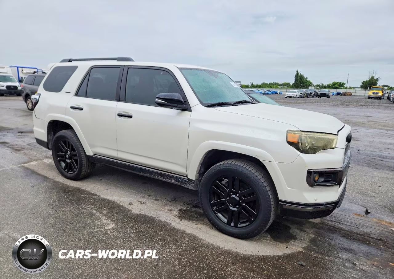 2019 Toyota 4Runner Limited Nightshade VIN:JTEZU5JR6K5203966 - 4