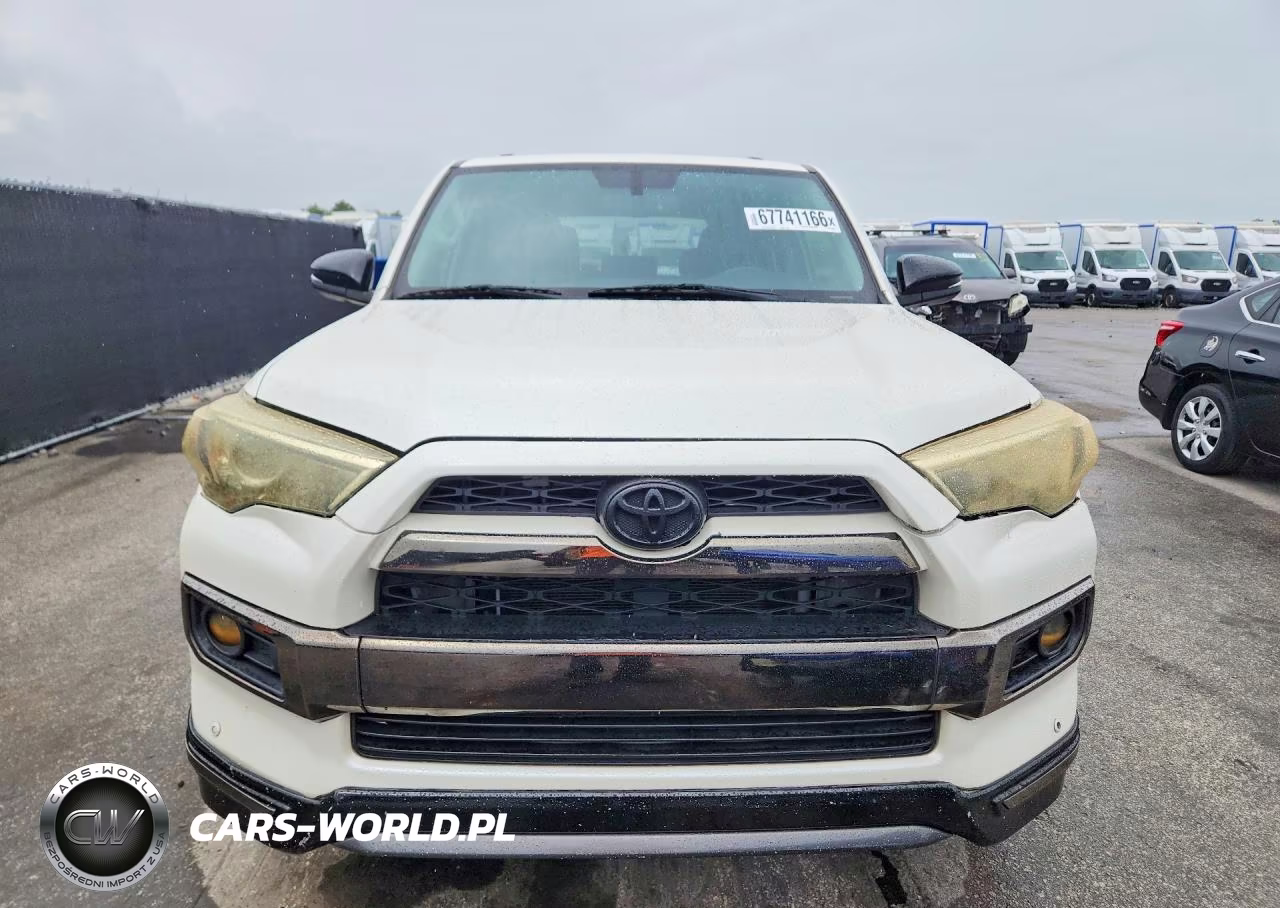 2019 Toyota 4Runner Limited Nightshade VIN:JTEZU5JR6K5203966 - 5