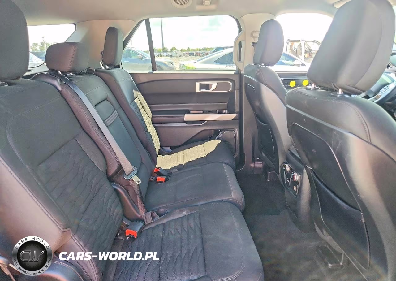 2020 Ford Explorer Xlt VIN:1FMSK7DH2LGC86890 - 11