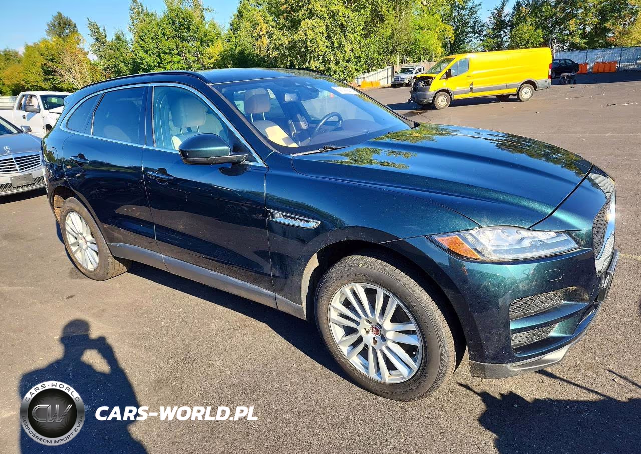 2017 Jaguar F-Pace Prestige VIN:SADCK2BN9HA099312 - 4