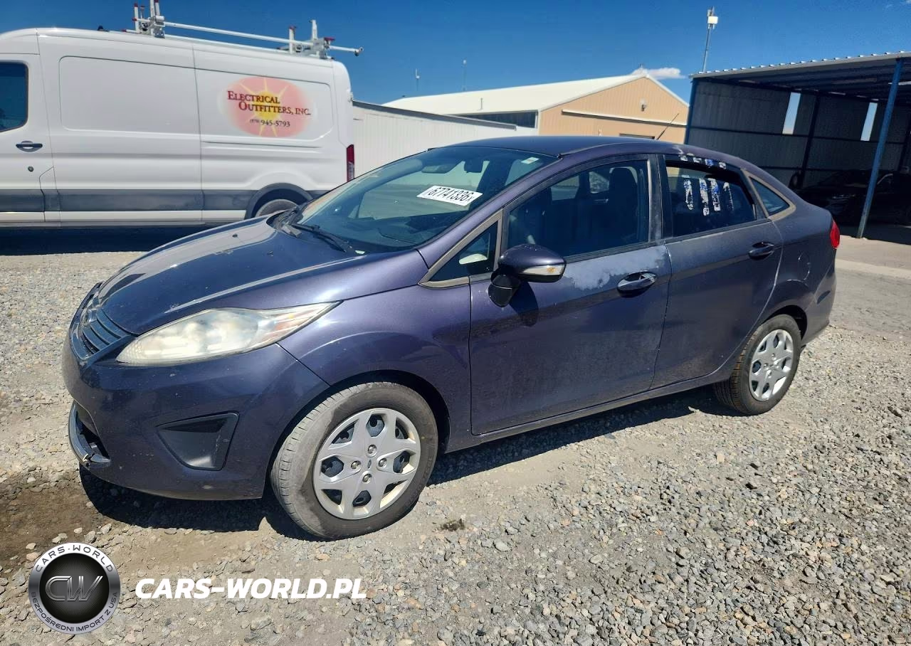 2013 Ford Fiesta Se – zdjęcie 1 z 12