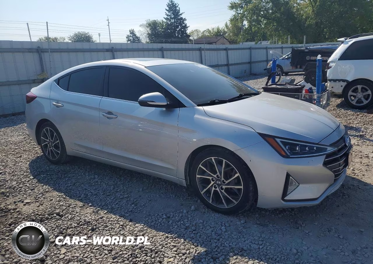 2019 Hyundai Elantra Limited VIN:5NPD84LFXKH417522 - 4