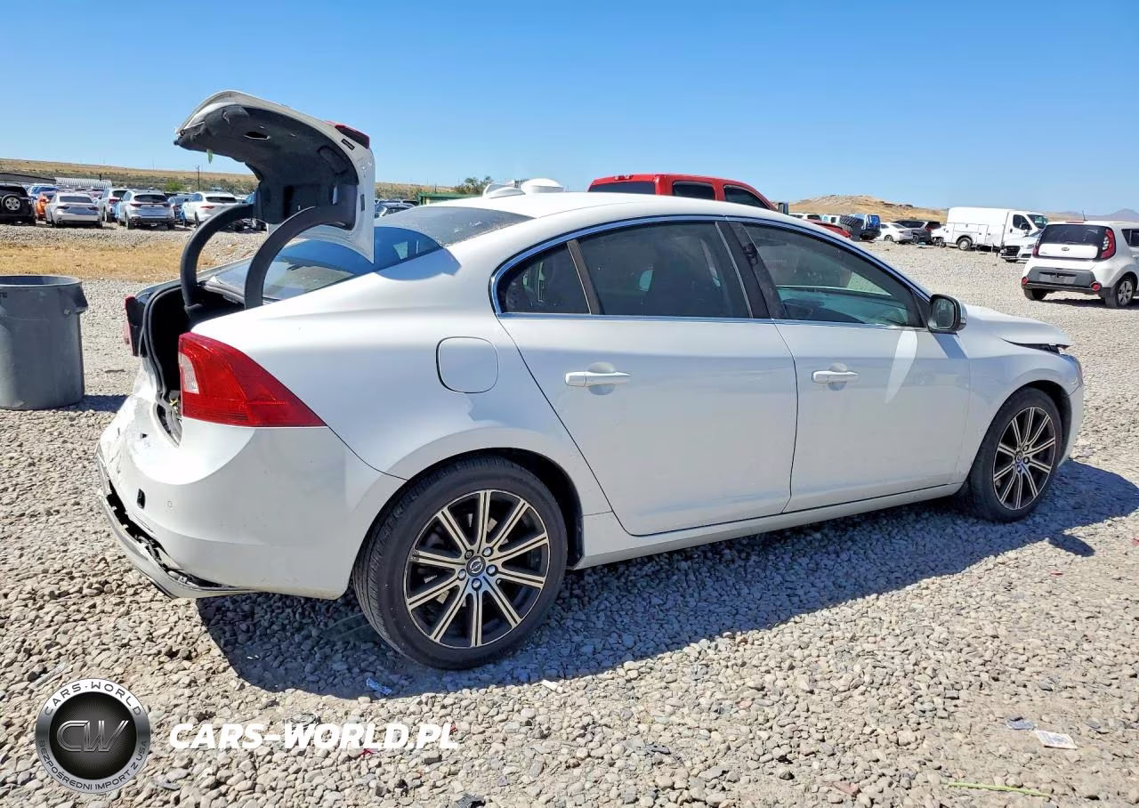 2017 Volvo S60 Premier VIN:LYV402TK9HB129878 - 3