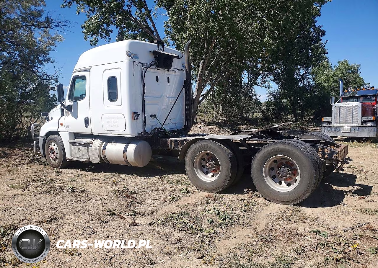 2018 Freightliner Cascadia 125 Semi Truck VIN:1FUJGLDR1JLJV6521 - 2