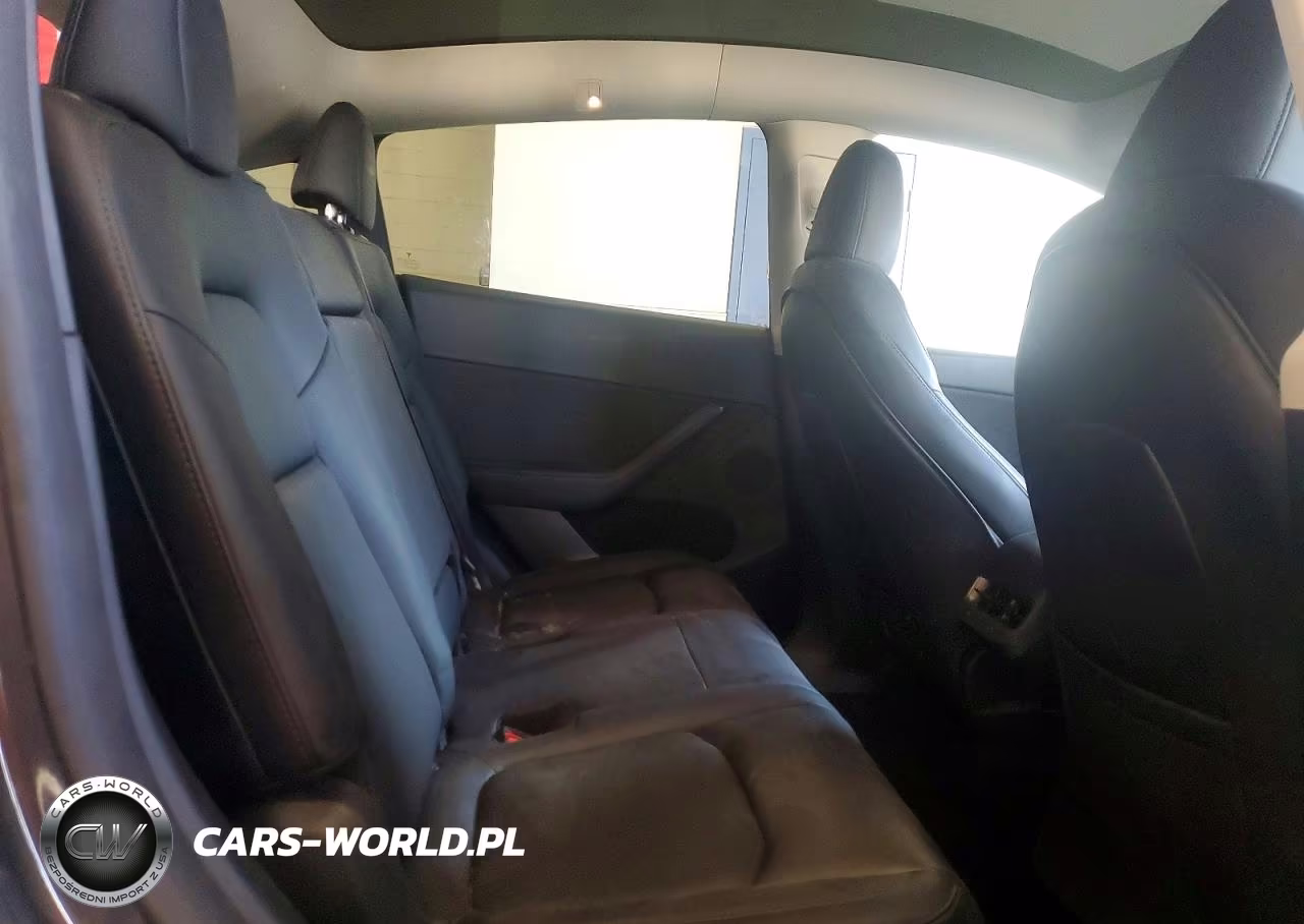 2023 Tesla Model Y VIN:7SAYGAEE1PF840845 - 10