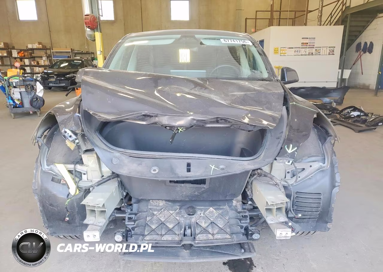 2023 Tesla Model Y VIN:7SAYGAEE1PF840845 - 5
