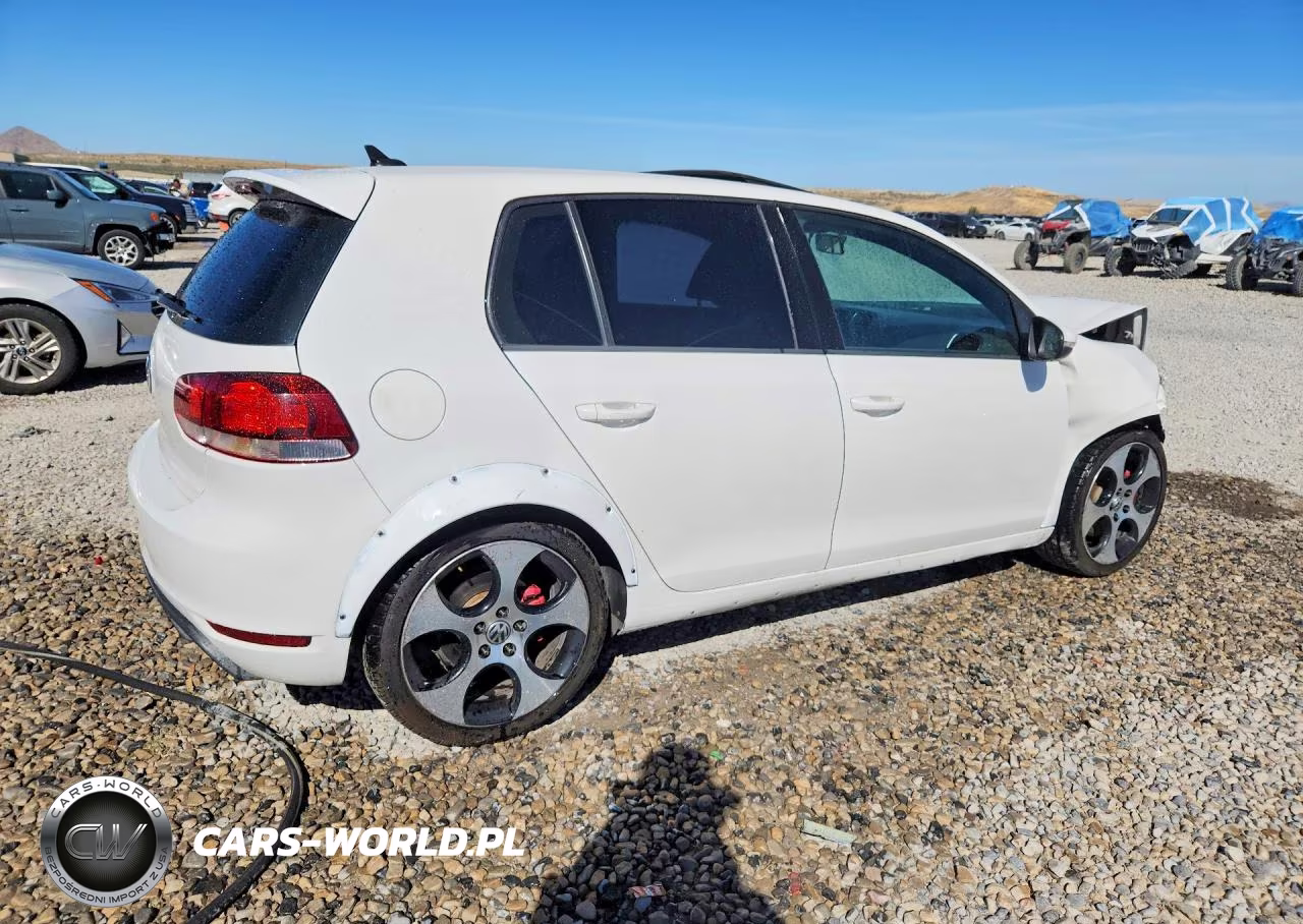 2011 Volkswagen Gti VIN:WVWHD7AJ4BW322499 - 3