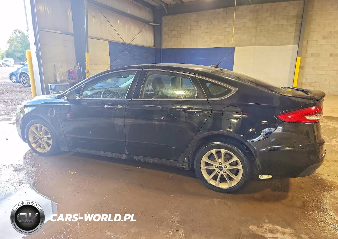 2020 Ford Fusion Titanium VIN:3FA6P0SU8LR132066 - 2