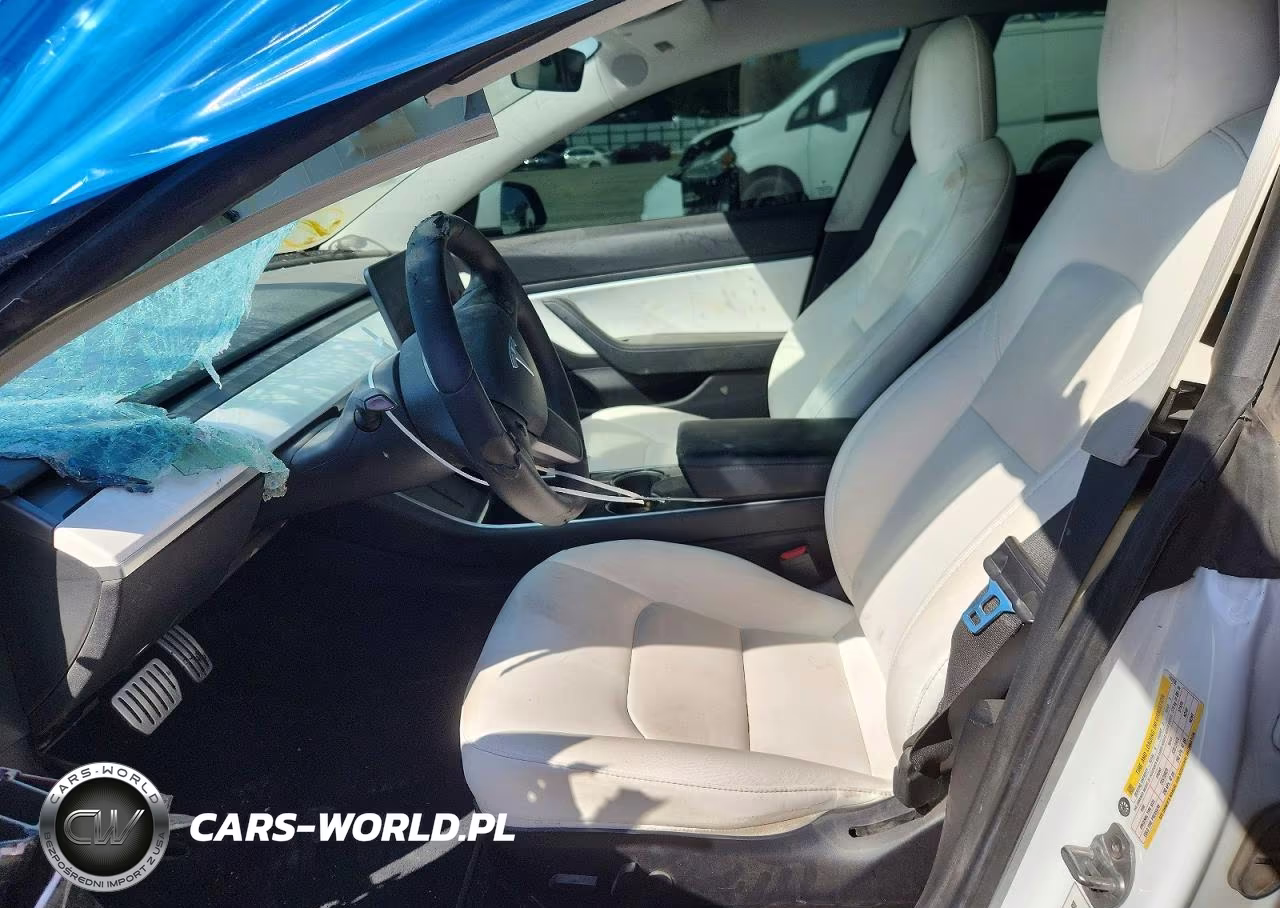 2020 Tesla Model 3 VIN:5YJ3E1ECXLF742936 - 7