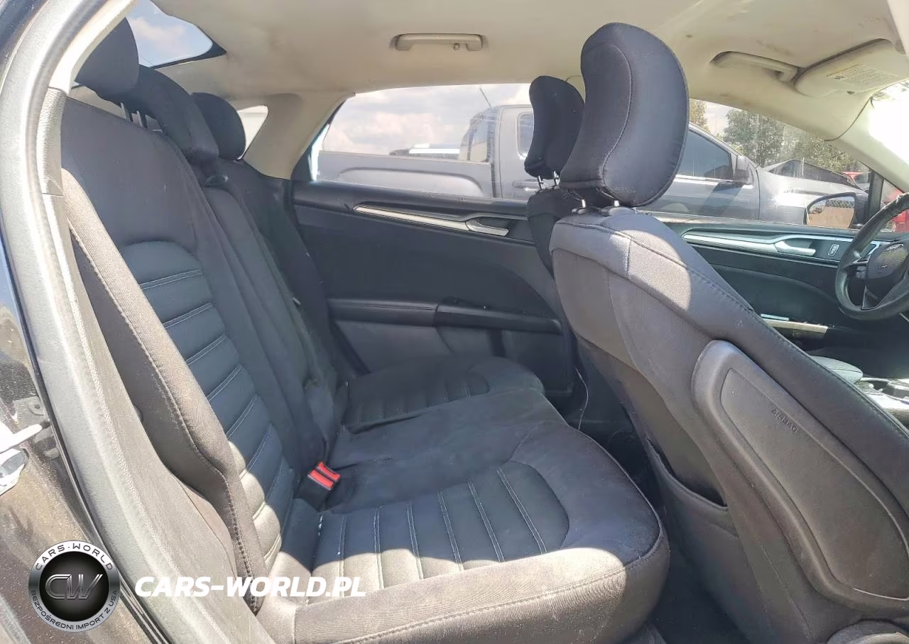 2015 Ford Fusion Se VIN:1FA6P0H78F5129628 - 10