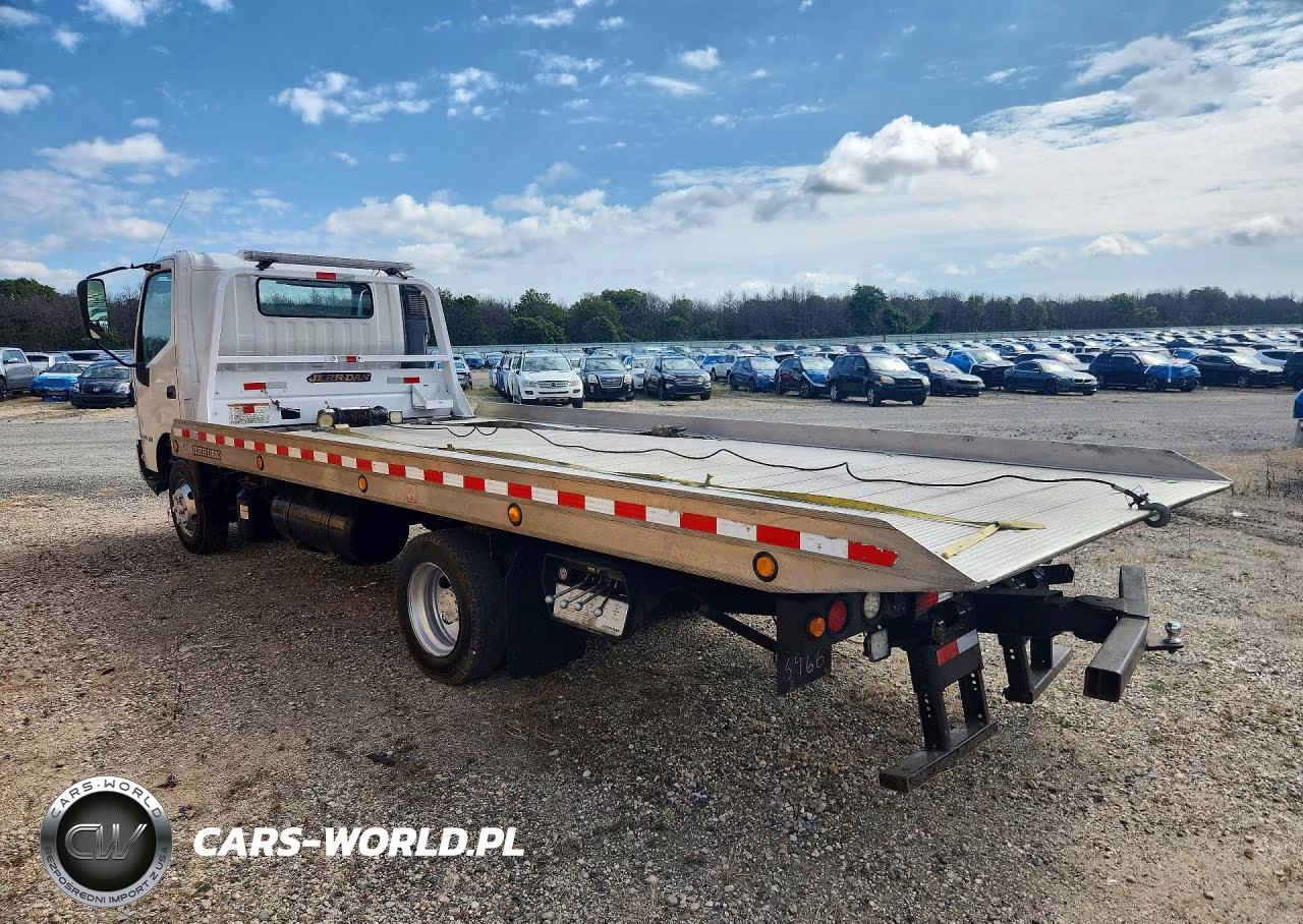 2019 Hino 155 Box Truck VIN:JHHYDM1H7KK007812 - 2