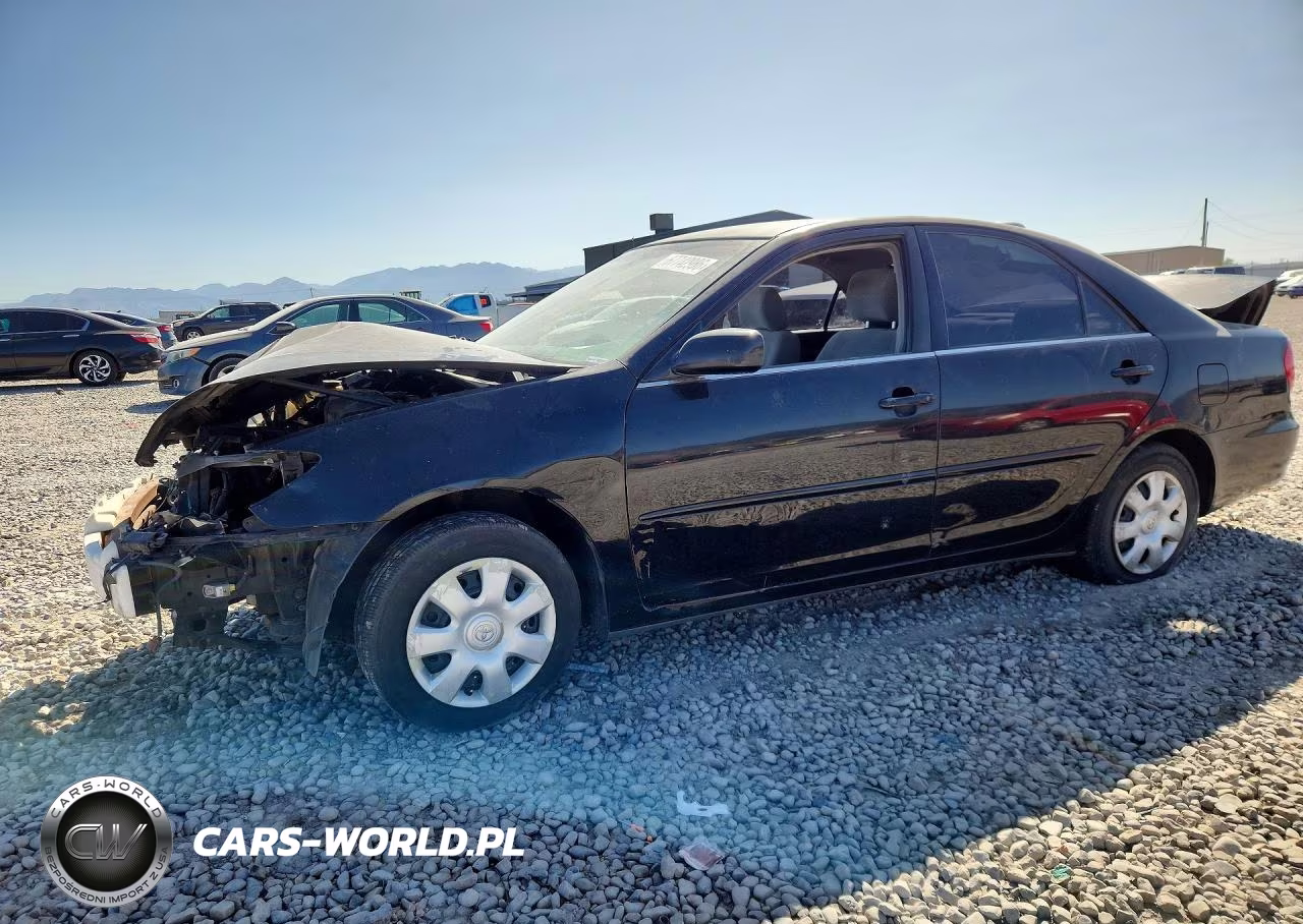 2004 Toyota Camry Le