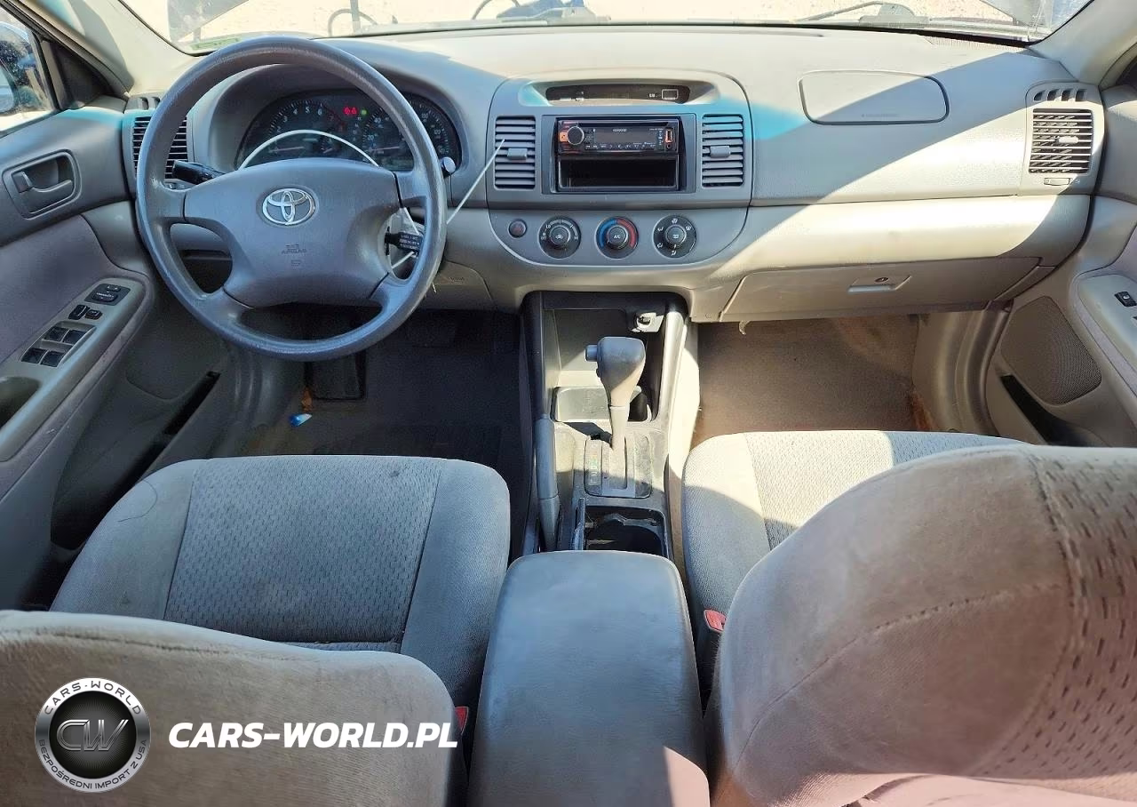 2004 Toyota Camry Le VIN:4T1BE32K44U373580 - 8