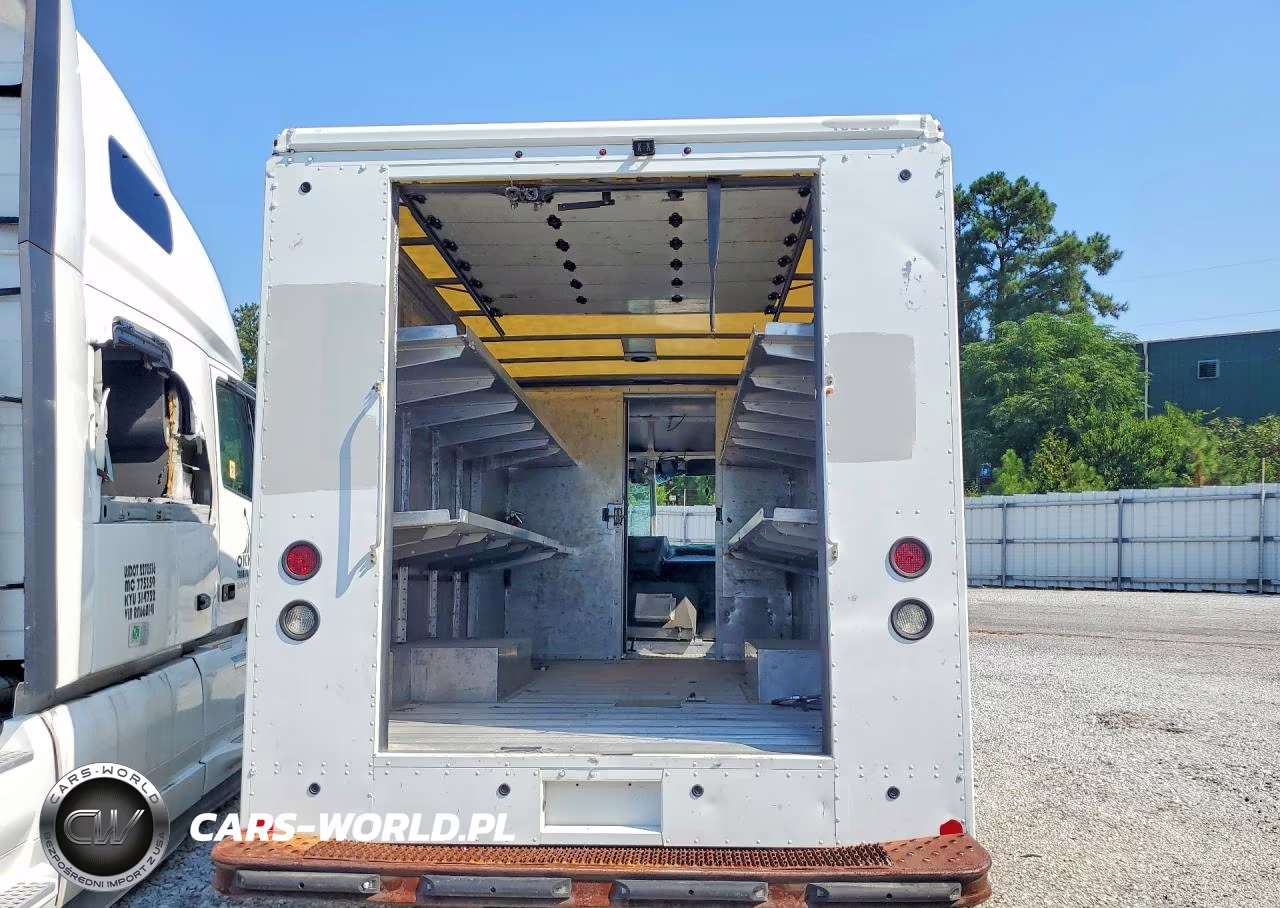 2021 Ford Econoline E450 Super Duty Commercial Stripped Chassis VIN:1FC3E4KK5MDC14906 - 6