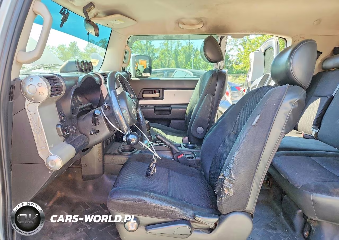2007 Toyota Fj Cruiser Base VIN:JTEBU11F070080556 - 7
