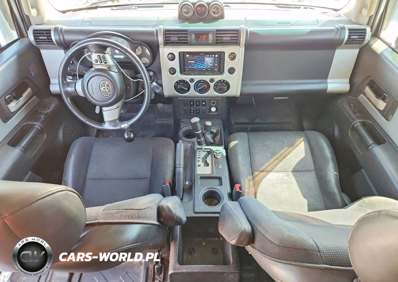 2007 Toyota Fj Cruiser Base VIN:JTEBU11F070080556 - 8