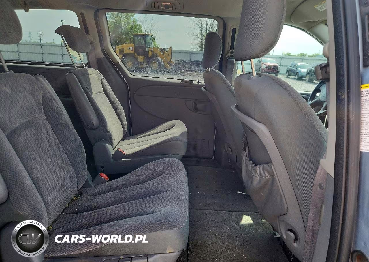 2005 Chrysler Town & Country Touring VIN:2C4GP54L45R514295 - 11