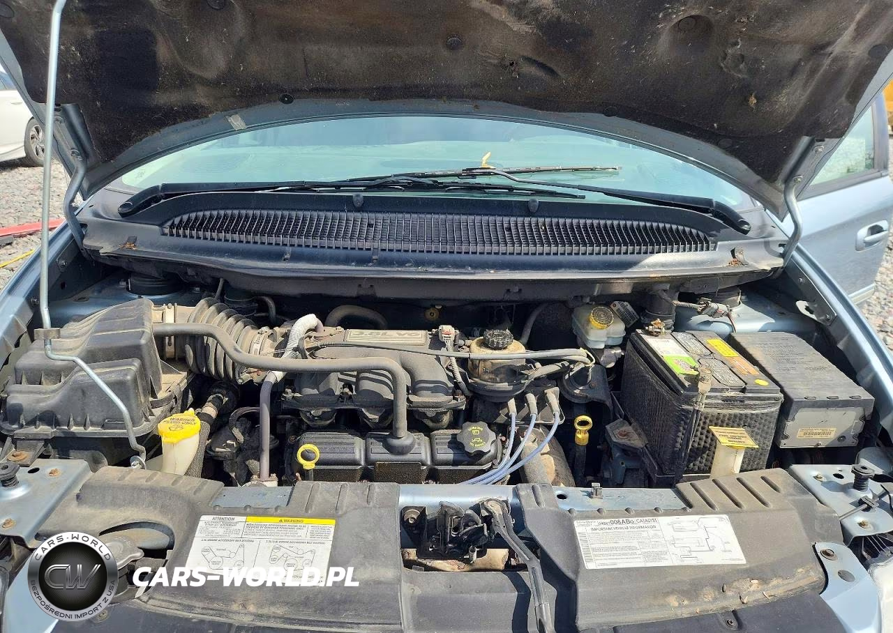 2005 Chrysler Town & Country Touring VIN:2C4GP54L45R514295 - 12