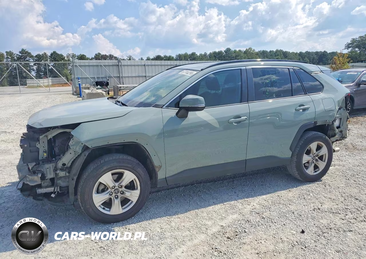 2020 Toyota Rav4 Xle – zdjęcie 1 z 13